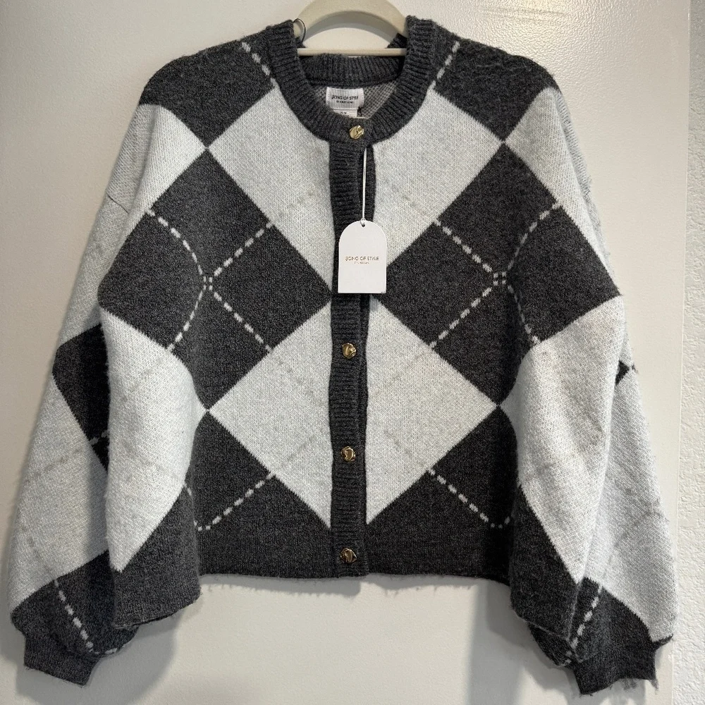 Song of Style Black and Light Blue Gray Argyle Cardigan - Picture 1 of 7